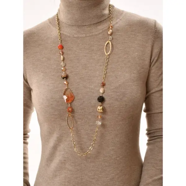 Long collier avec cristal précieux