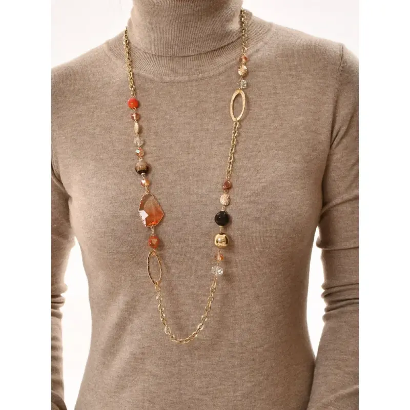 Long collier avec cristal précieux